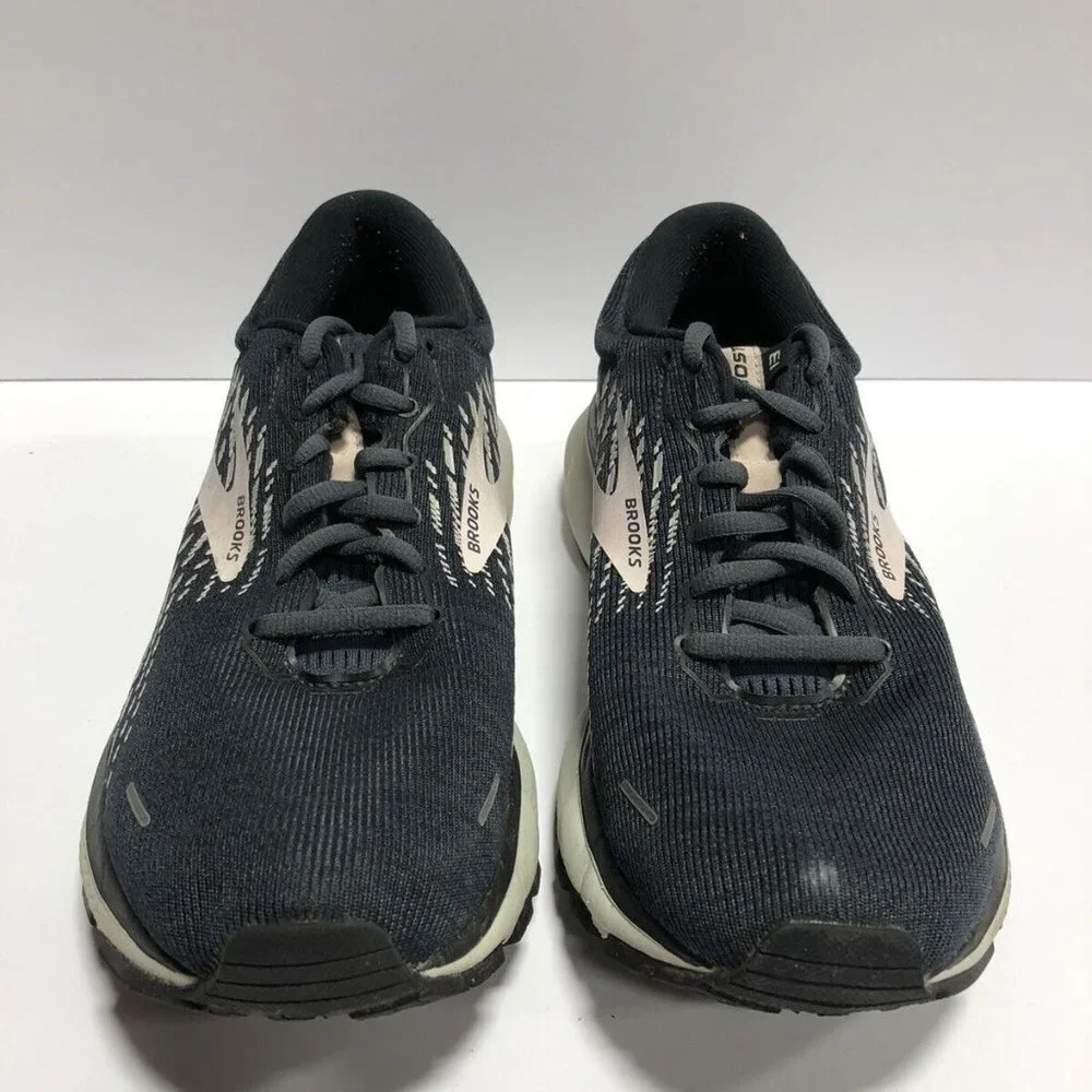 Brooks Women's Ghost 13 Running Shoes, Size 9 M